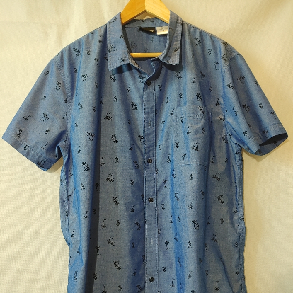 Disney Button Down Shirt Size XL